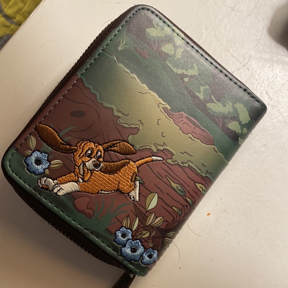 Loungefly Green and Red Fox Wallet - Picture 2 of 4